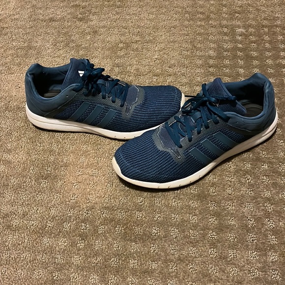 adidas gazelle silver green womens Asics Men's Novablast 5 Running Shoes, Black/Carrier Grey / 10.5